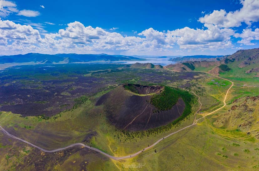 Le volcan Khorgo